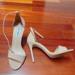 Strappy Nude Steve Madden Heels (Size 8.5)